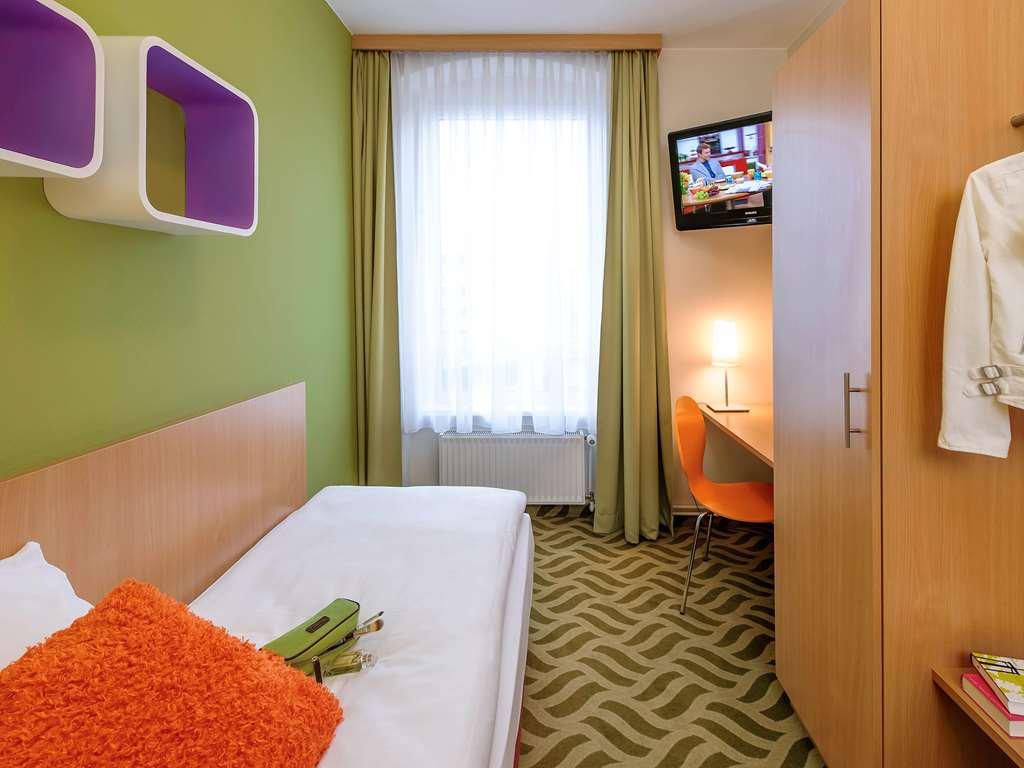 Ibis Styles Berlin City Ost Rum bild