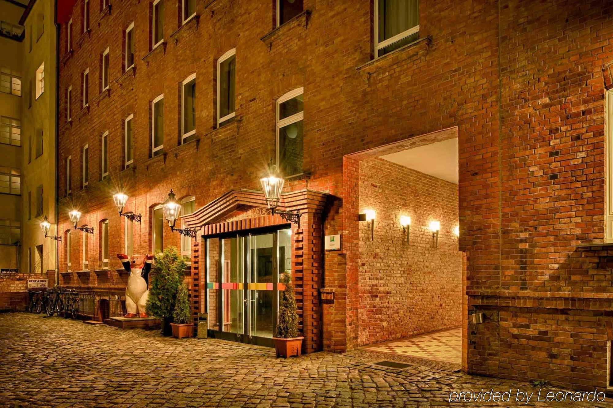 Ibis Styles Berlin City Ost Exteriör bild