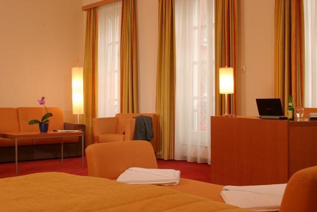 Ibis Styles Berlin City Ost Rum bild